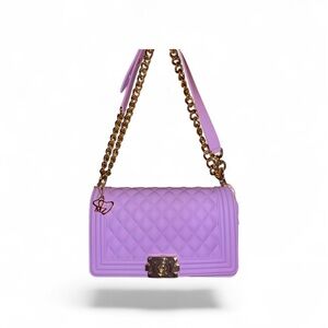 MariaKinez Elegant Lavender Quilted Crossbody Bag with gold chain.